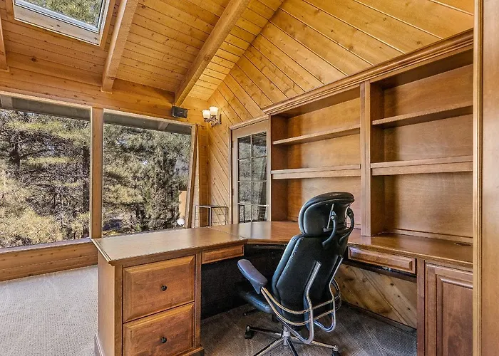 Sensational Burning Tree 4 Bed 3 Bath Retreat In The Country Club Flagstaff