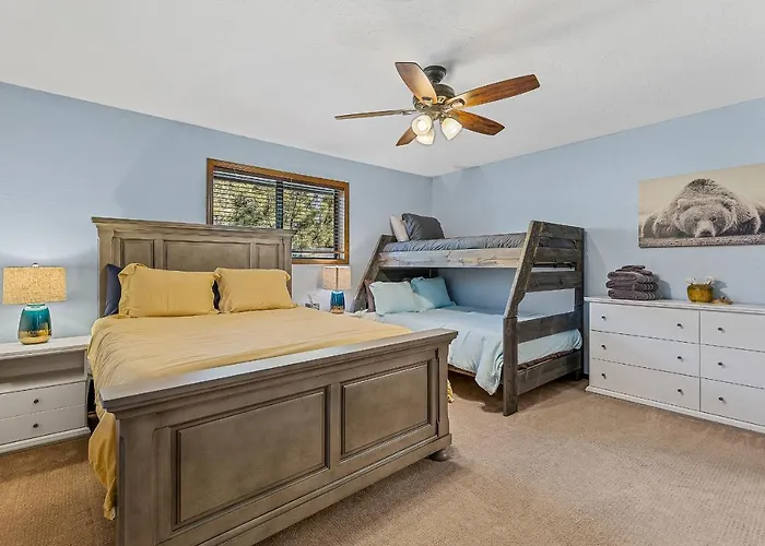 Sensational Burning Tree 4 Bed 3 Bath Retreat In The Country Club * Flagstaff