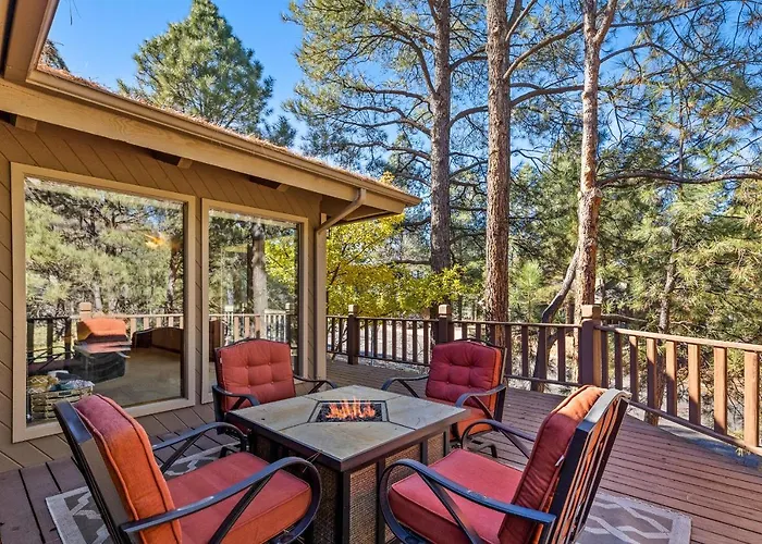 Sensational Burning Tree 4 Bed 3 Bath Retreat In The Country Club *