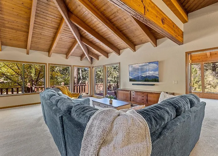 Sensational Burning Tree 4 Bed 3 Bath Retreat In The Country Club Flagstaff