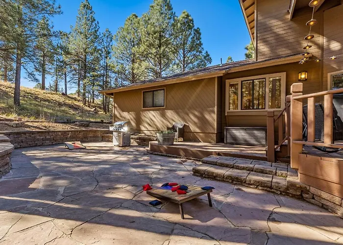 Sensational Burning Tree 4 Bed 3 Bath Retreat In The Country Club *