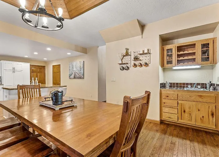 Sensational Burning Tree 4 Bed 3 Bath Retreat In The Country Club Сasa de vacaciones Flagstaff