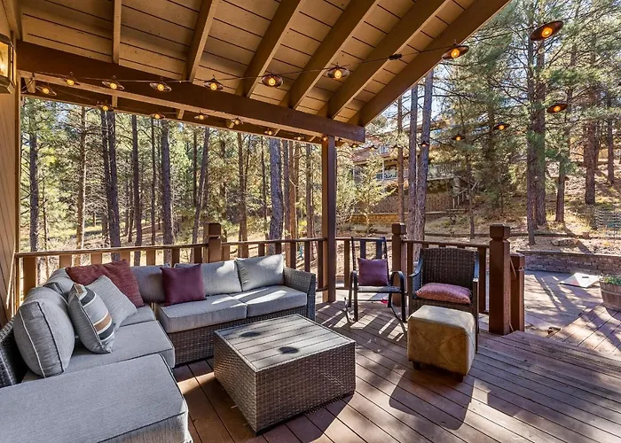 Сasa de vacaciones Sensational Burning Tree 4 Bed 3 Bath Retreat In The Country Club *